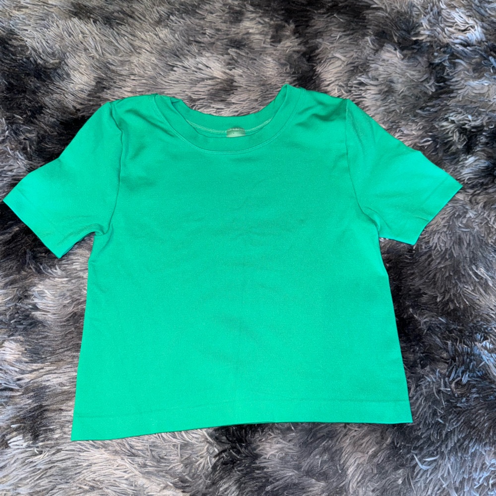 Dynamic Green Stretchy Top | One Size - image 1